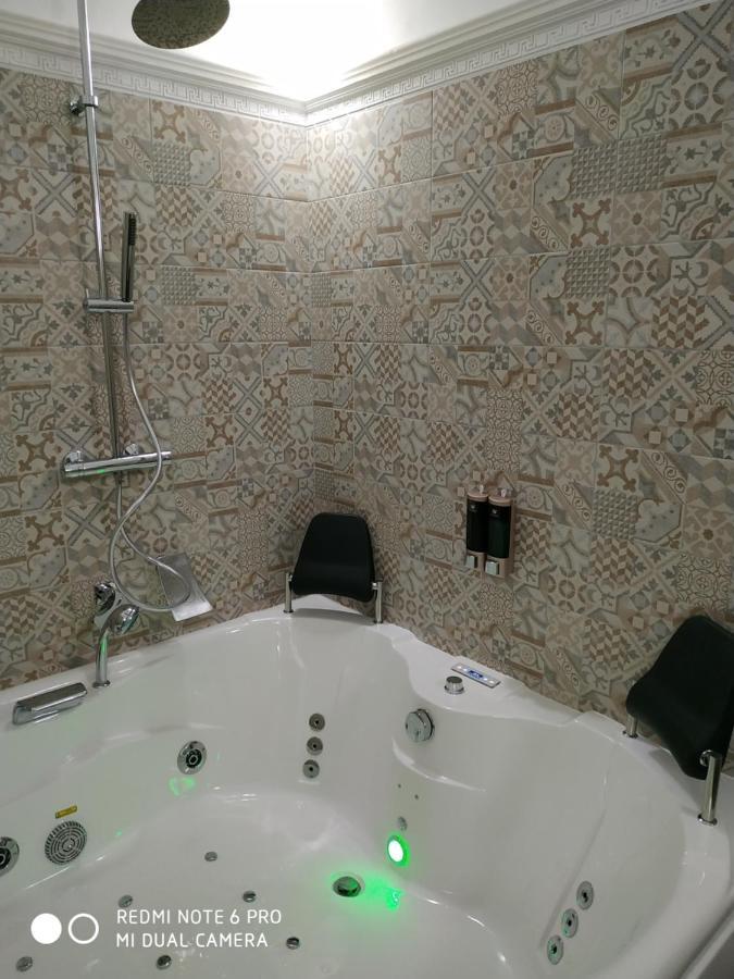 Le Suite Del Teatro Cucinino Privato タラント エクステリア 写真